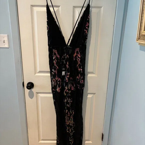 NWT Fashion Nova Sequin Gown - Picture 4 of 5